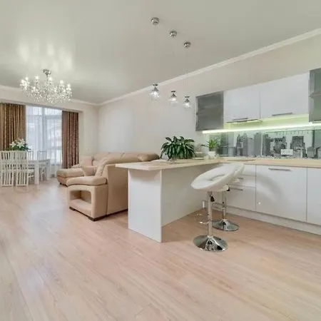 아파트호텔 Luksusowe Apartamenty Warszawa