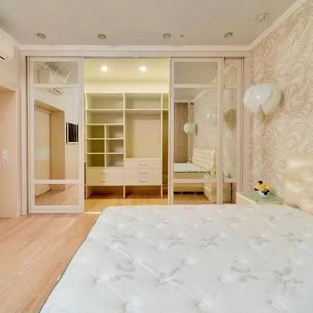 아파트호텔 Luksusowe Apartamenty Warszawa